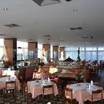 贝尔艾尔海滩酒店 4*