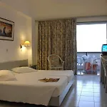酒店 贝尔艾尔海滩酒店 4*